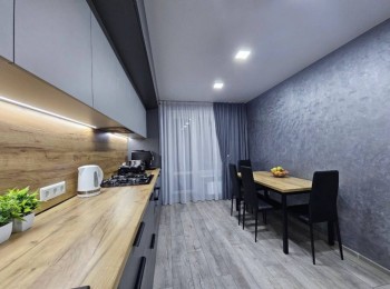 Продаж 3-х кімнатної квартири