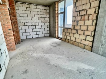 Трикімнатна квартира в ЖК "Paradise Life"
